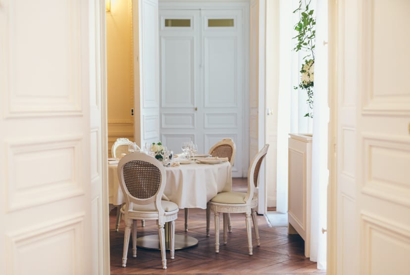 Elegant dining area in Hotel Alfred Sommier, perfect for networking events and private dinners.
