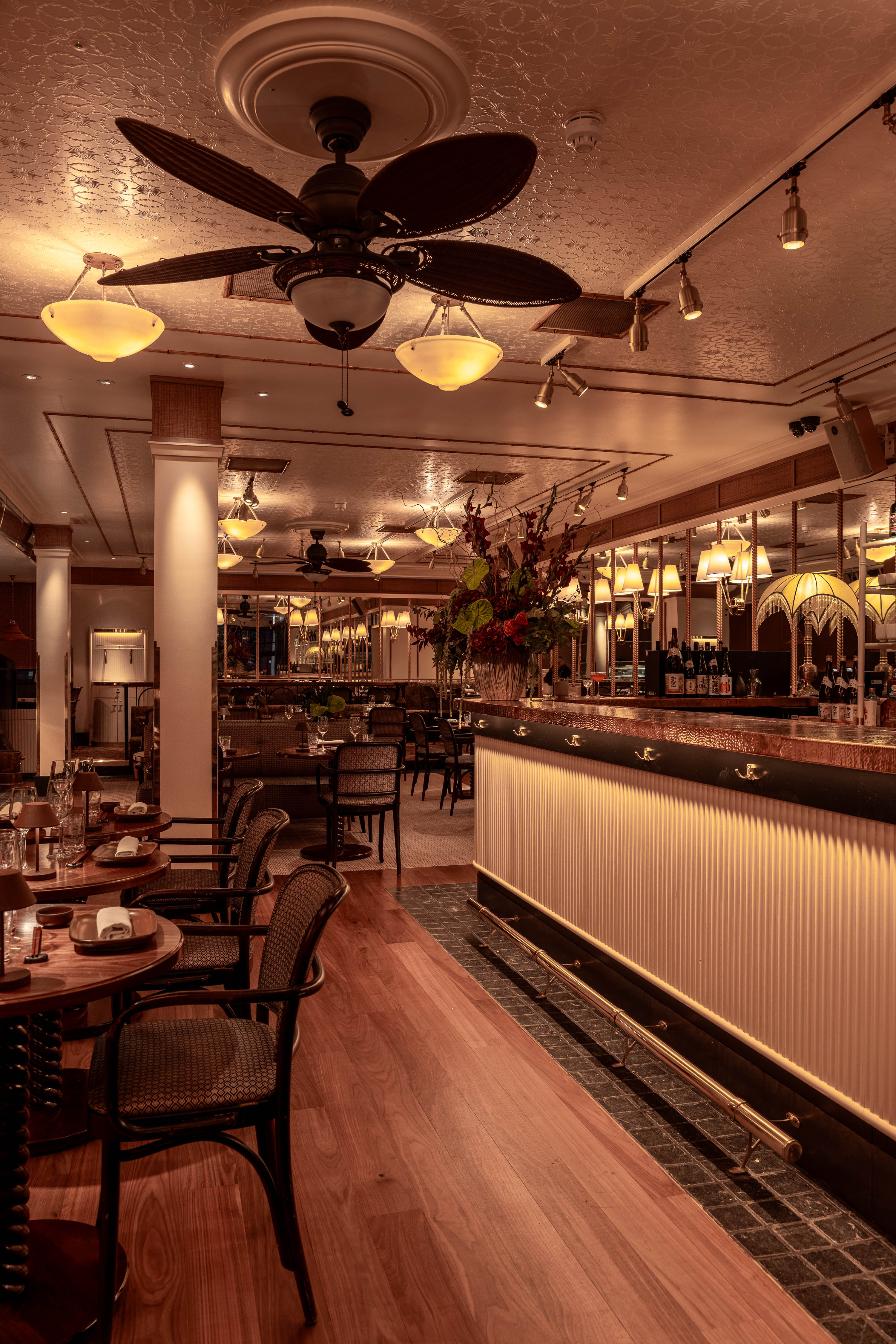 Stylish Wani Tzuki Restaurant, perfect for intimate events and business dinners. - Banner