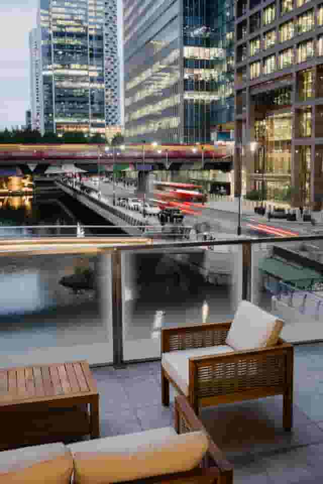 Landing Canary Wharf