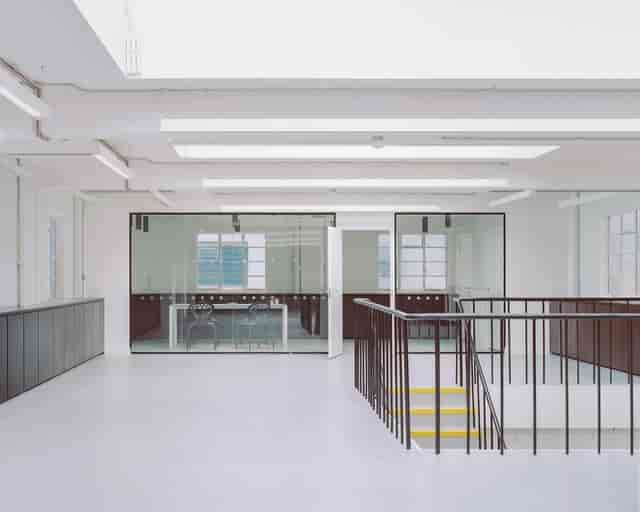 Minimalist breakout area at Black Seed, ideal for corporate workshops and team meetings.