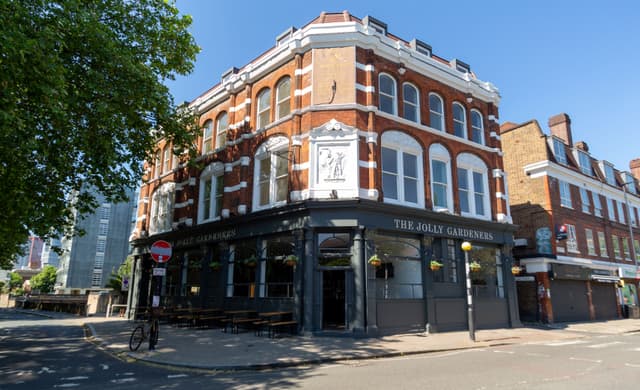 Whole Pub
