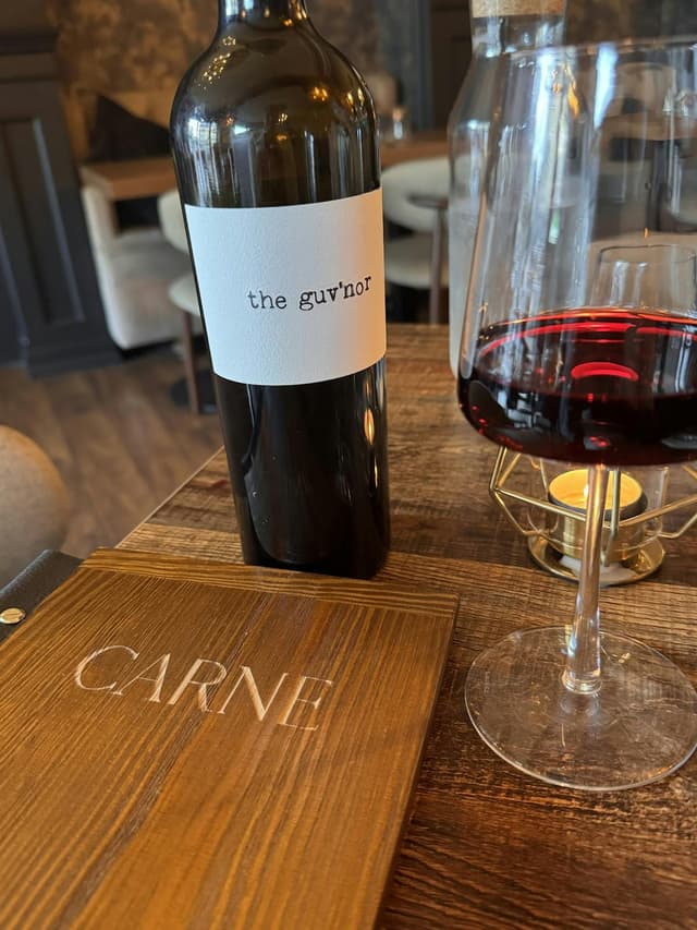 CARNE HOVE