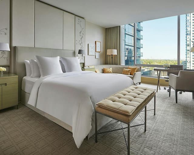 Four Seasons Hotel Toronto