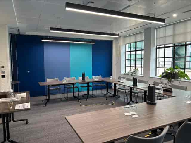 U-shape boardroom at Pacific Ocean Suite, ICS Maritime Hub for collaborative business meetings.