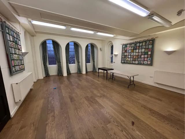 St Peter De Beauvoir Town