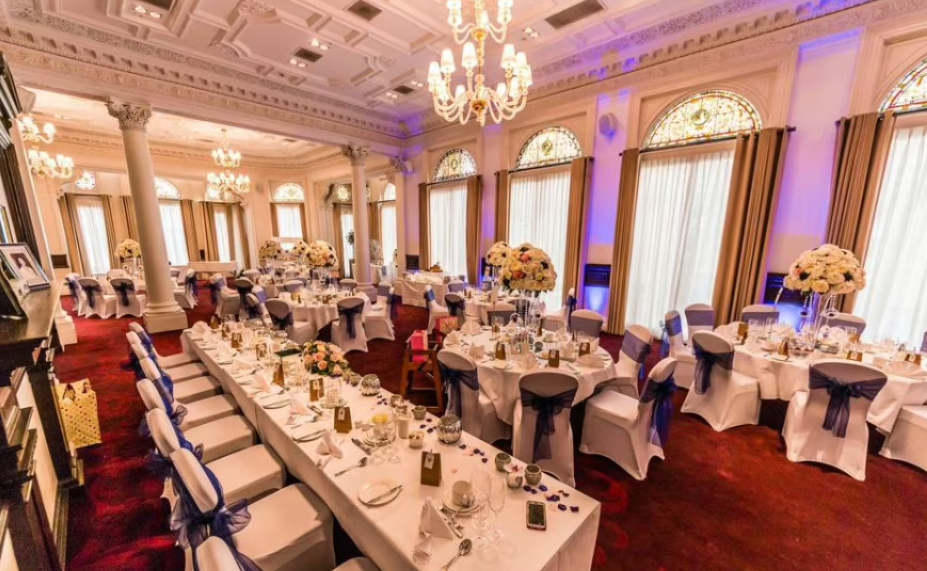 Elegant banquet setup in Corinthian Grand Suite, DoubleTree Liverpool for weddings and corporate events. - Banner