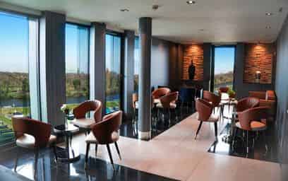 Sky Lounge 