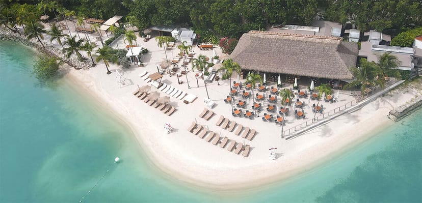 Joia Beach Miami beachfront venue, open-air banquet seating, incentive trip, corporate event space.