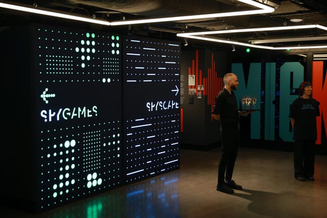SPYSCAPE Galleries