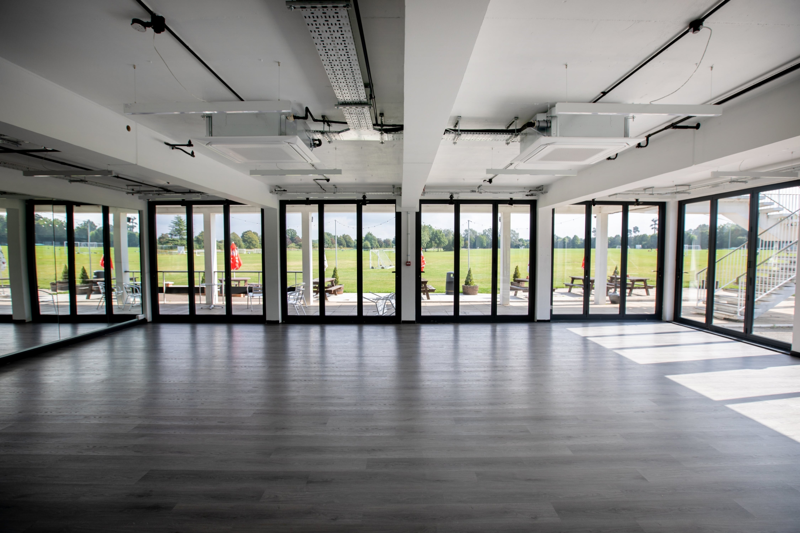 Metropolitan Bushey Events and Sports Venue - image 1