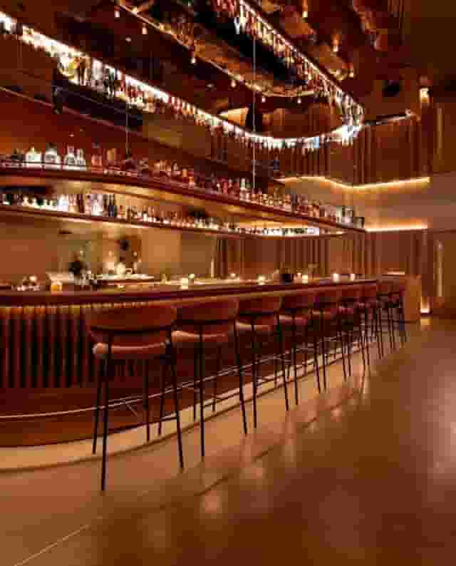 MR PORTER Bar