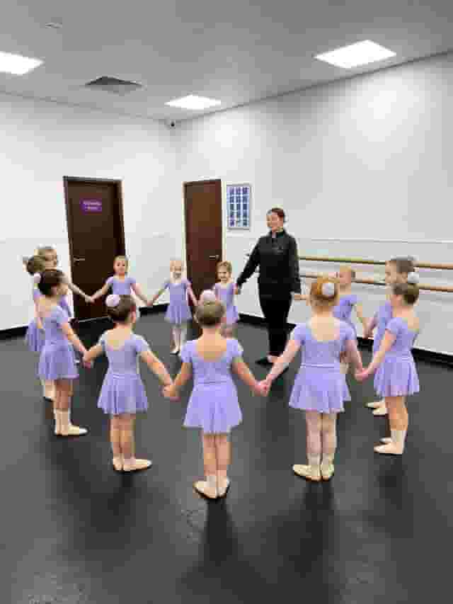 Juniors and Mini Class