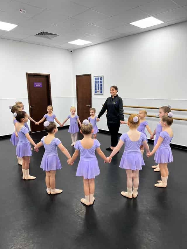 Juniors and Mini Class