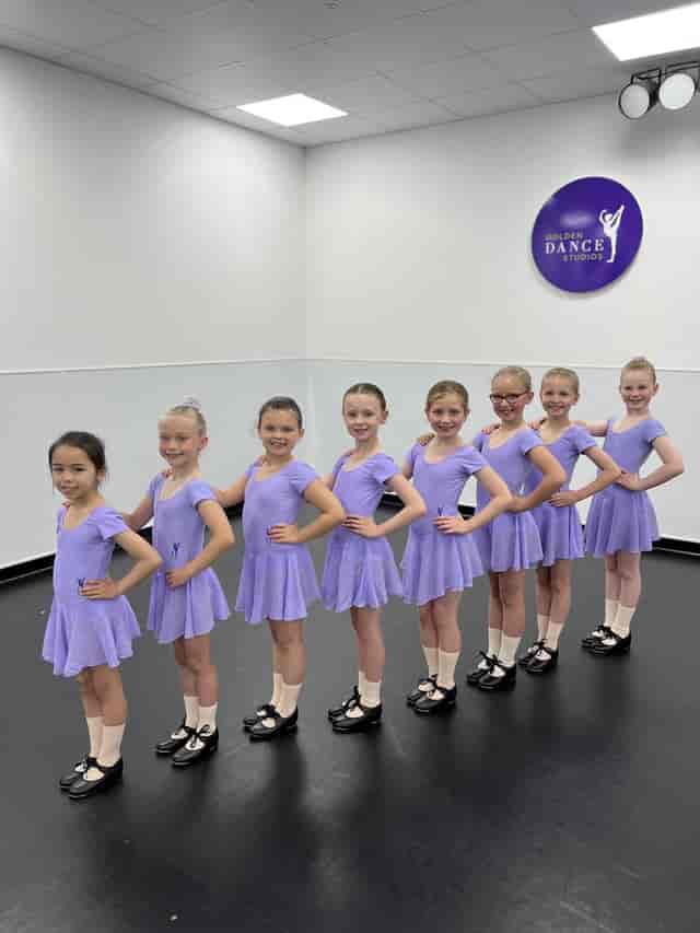 Sxefit Studios group rehearsal: professional dance class with bright, branded studio aesthetic.
