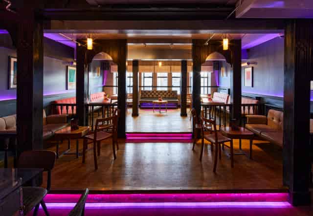 Lounge Cocktail Bar
