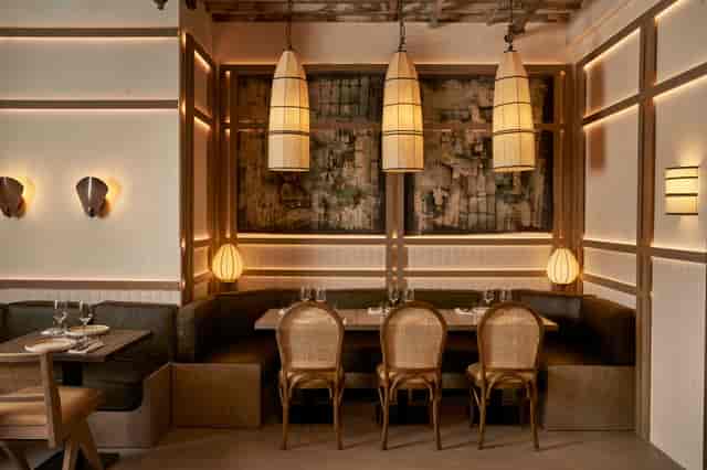 Intimate VIP dining alcove in Colombo restaurant for private business events.