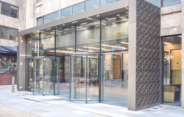 Sir Devonshire Square
