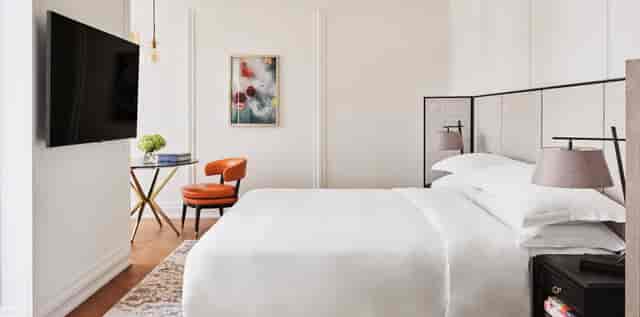 Premium Park Hyatt London River Thames bedroom, luxury VIP event accommodation.