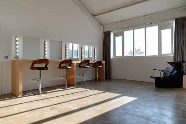 [YOU.] STUDIO - A PHOTOGRAPHIC STUDIO London