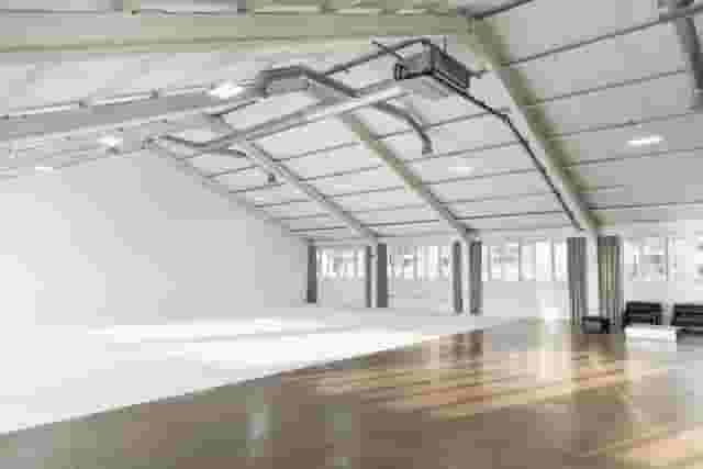 [YOU.] STUDIO - A PHOTOGRAPHIC STUDIO London