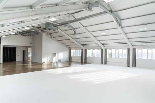 [YOU.] STUDIO - A PHOTOGRAPHIC STUDIO London