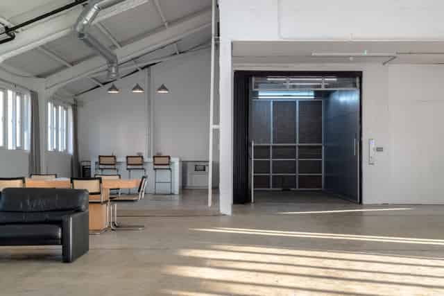 [YOU.] STUDIO - A PHOTOGRAPHIC STUDIO London