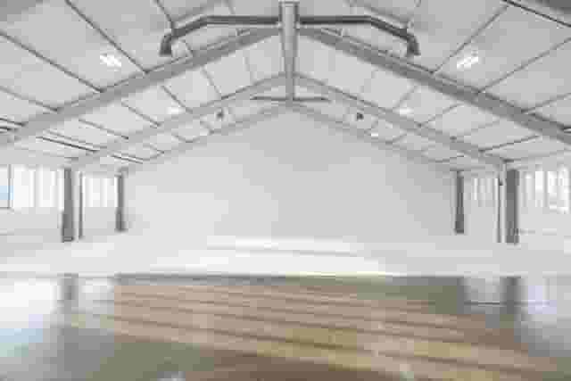 [YOU.] STUDIO - A PHOTOGRAPHIC STUDIO London