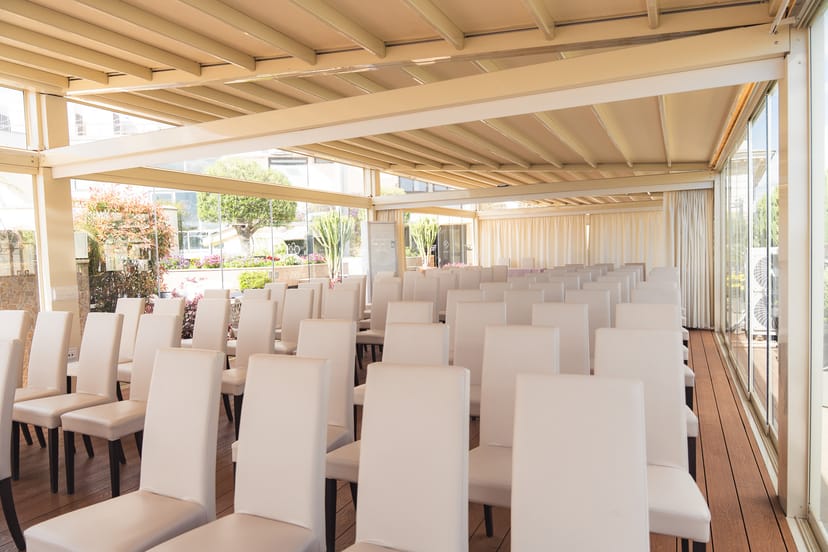 Crystal Room at The Hive: theater-style event space with retractable roof for seminars, ceremonies.