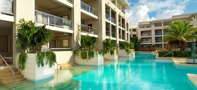 Ceiba Ballroom at Paradisus Playa del Carmen: Upscale venue for incentive travel and retreats.