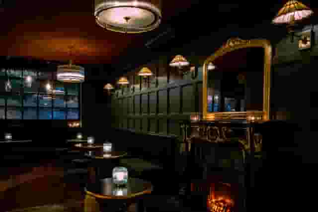 135 Bar & Lounge