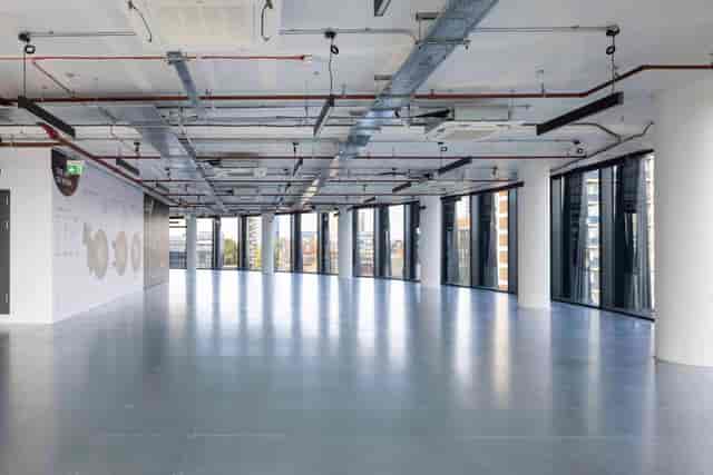Hoxton event space, modern, natural light, meeting, conference
