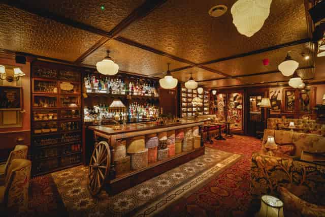 Mr Fogg's Hat Tavern
