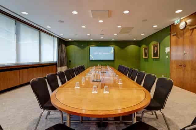 Linacre & Sloane Rooms in RCP London Events, polished table for professional meetings.