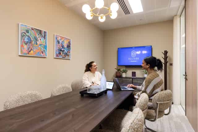 Flow Meeting Room 