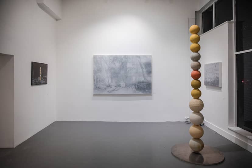 Modern art gallery in Studio 1, featuring minimalistic decor for intimate events.