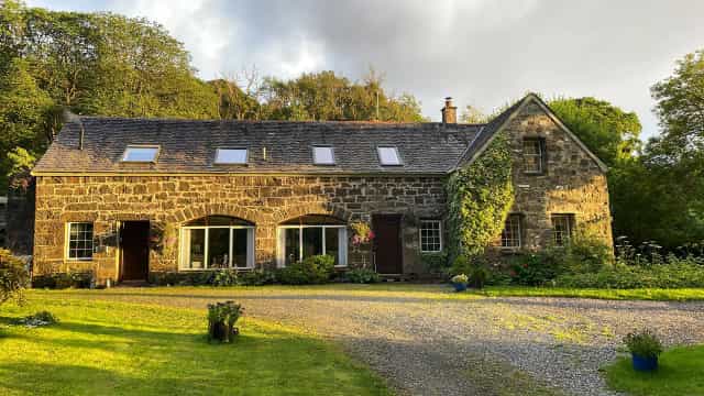Knipoch House Hotel rustic venue for intimate executive retreats and boutique events.