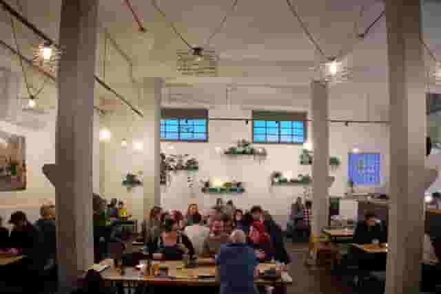 CRATE Brewery & Pizzeria