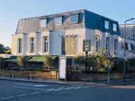 Bars in Brent