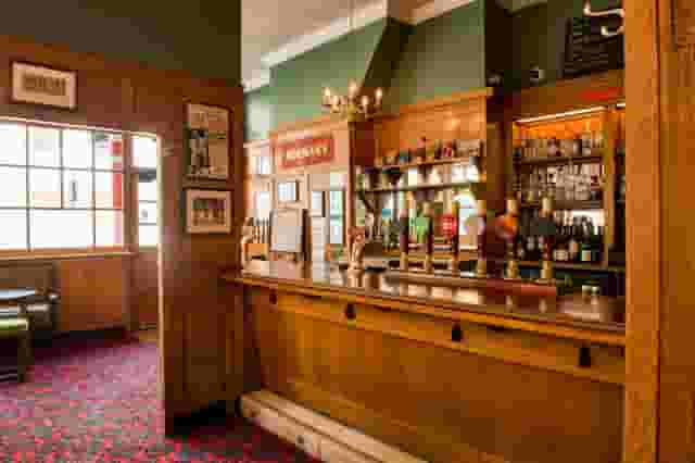 Coach & Horses