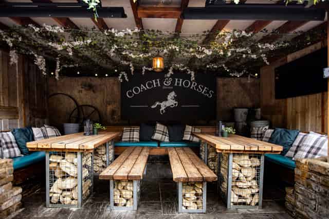 Coach & Horses
