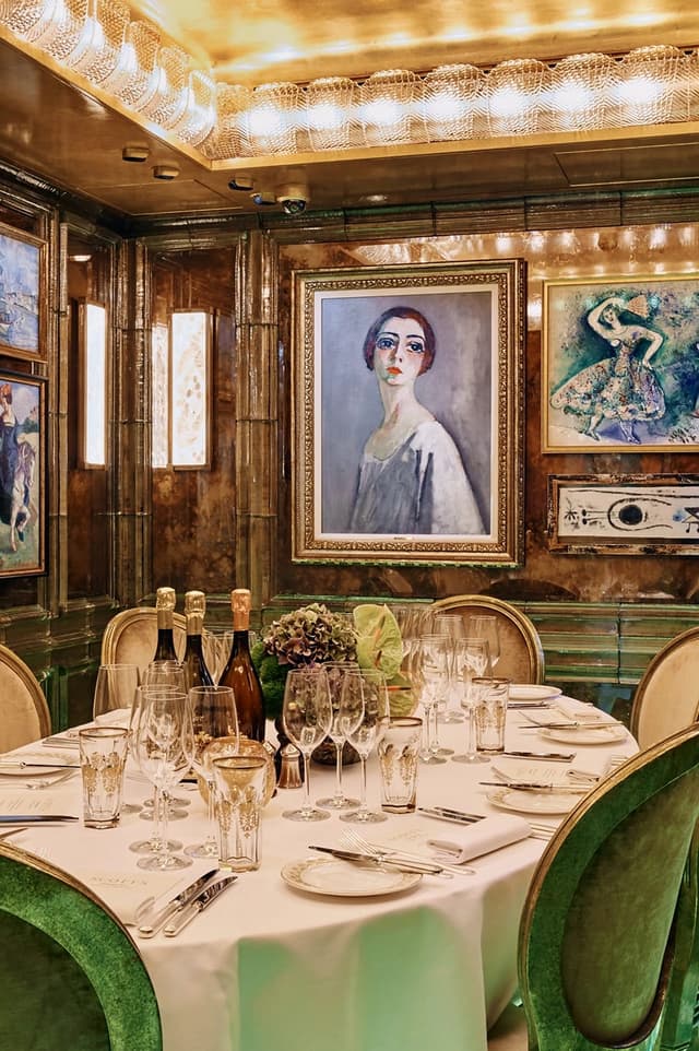 Orient Lounge