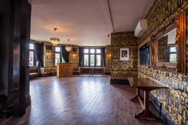 The Gold Room at The Leyton Star: stylish event space for private dining and networking events.
