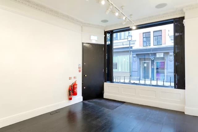 15 Bateman Street