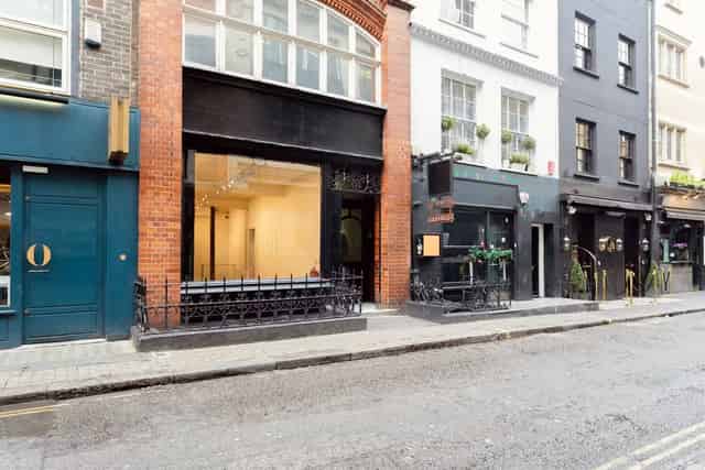 15 Bateman Street