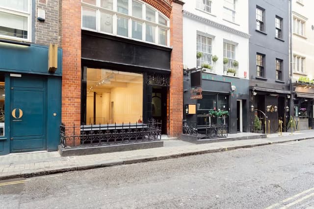 15 Bateman Street