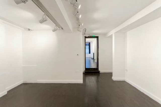 15 Bateman Street