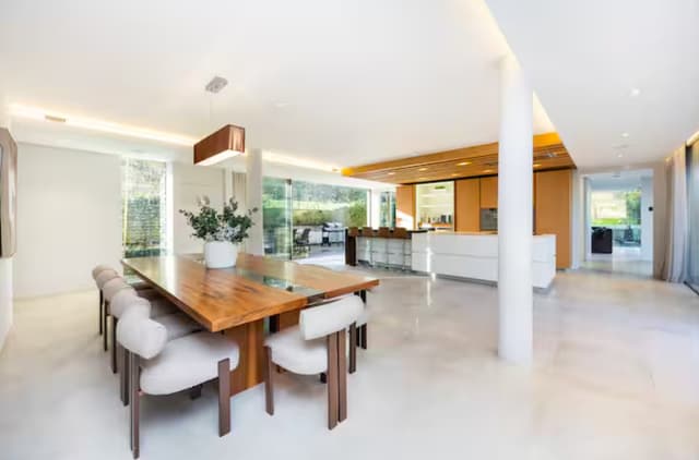 Radlett Eco Mansion
