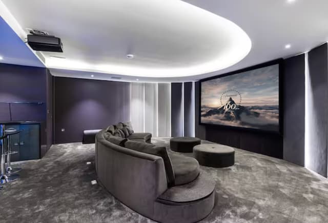 Radlett Eco Mansion