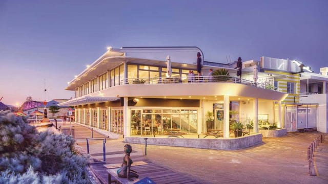 Bathers Beach House waterfront venue for corporate networking and evening social events.