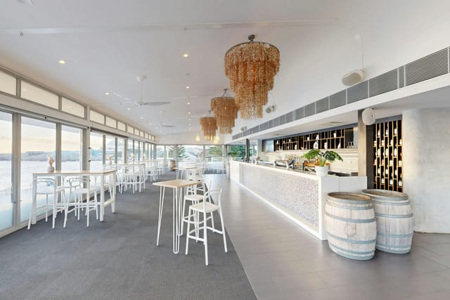 Bathers Beach House - image 3